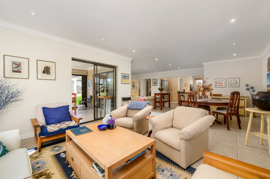 3 Bedroom Property for Sale in Summerstrand Eastern Cape